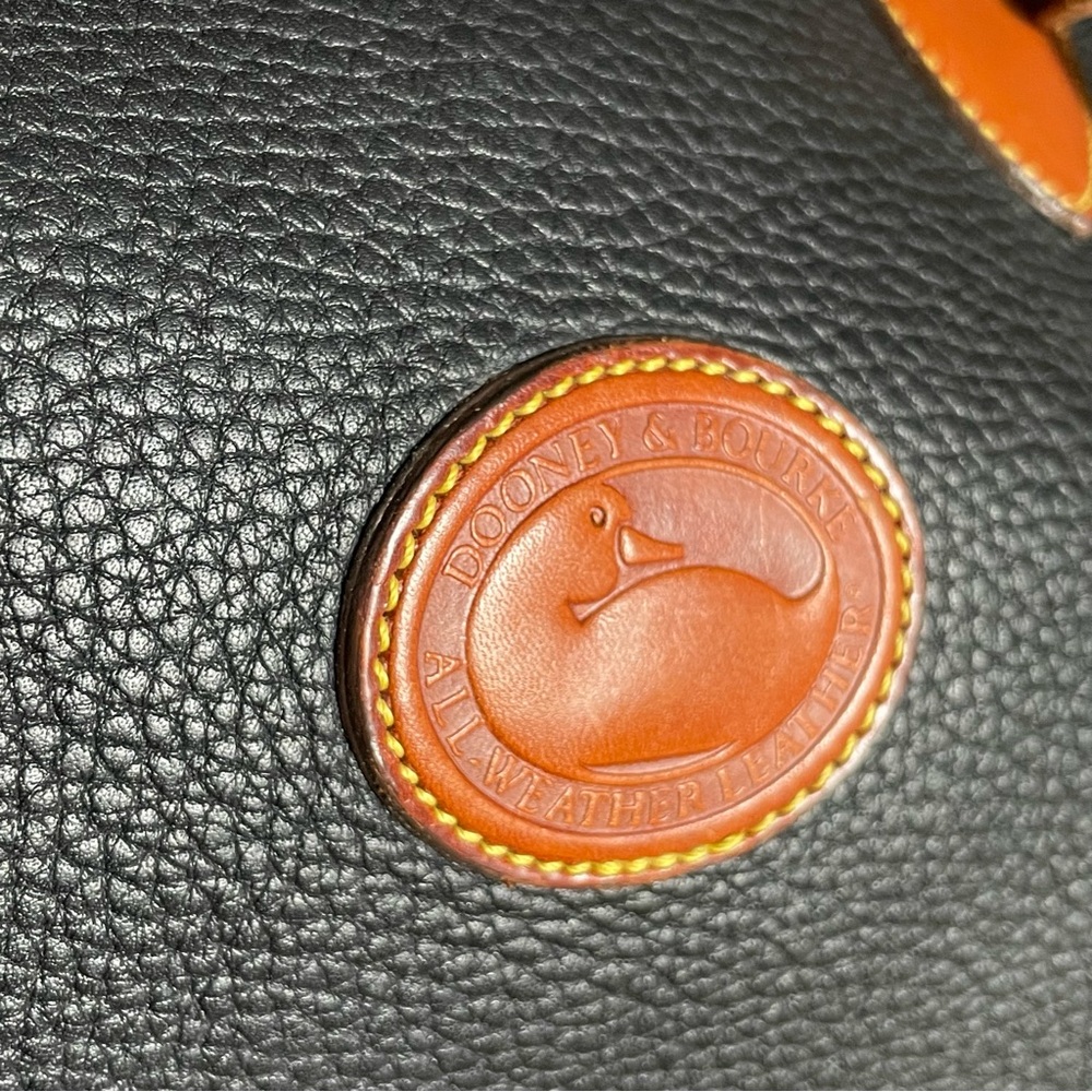 Dooney & Bourke AWL Leather Carry On Duffle Luggage Travel Bag R14 weekender - Picture 4 of 16